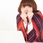 食べ過ぎると体が冷えることが判明!?冷え性対策には食事制限が必要かも…