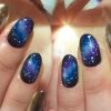 宇宙に1つだけのデザイン！？「ギャラクシーネイル」を楽しもう♪