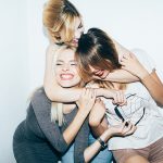 実はウケが悪い!?男性が苦手とする「キラキラ系女子」の特徴