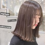 透明感抜群でキレイ♡”ミルクティーカラー”の柔らか艶ヘアスタイル