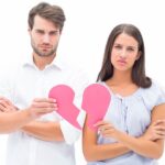 絶対に結婚してはいけない男性の特徴 10選｜選ぶと苦労する恋愛・婚活での注意点