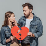 「もう別れたい…」男性が彼女と別れを決める瞬間 5選|破局のサインを見逃さないで!