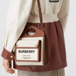シンプルなのに存在感がある「BURBERRY」のポケットバッグに熱視線!